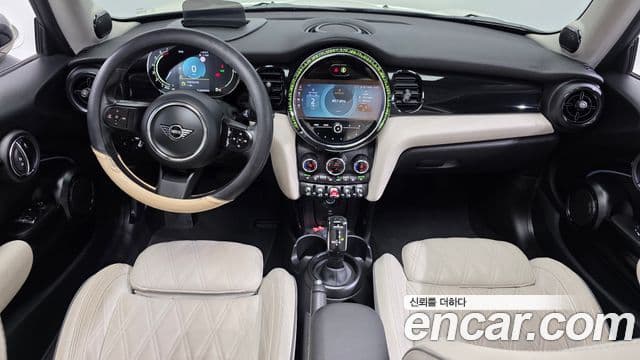 Mini Cooper S 2022 — ფოტო 7/20