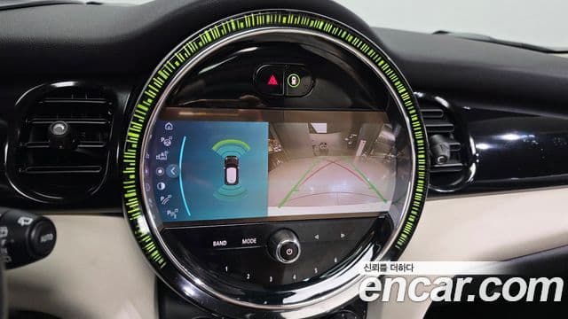 Mini Cooper S 2022 — ფოტო 15/20