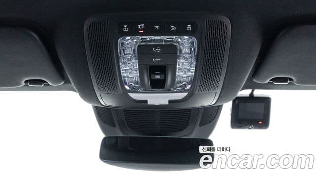 Mercedes-Benz GLE-Class 2025 — Photo 6/19