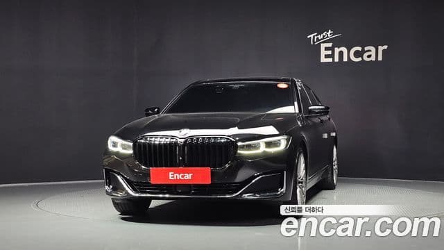 BMW 7 Series 2021 — ფოტო 3/20