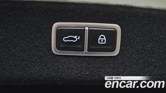 Genesis Electrified G80 2022 — ფოტო 17/20