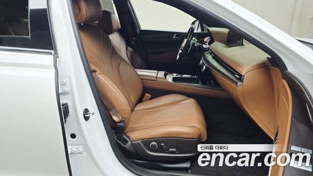 Genesis G80 2022 — Photo 13/33