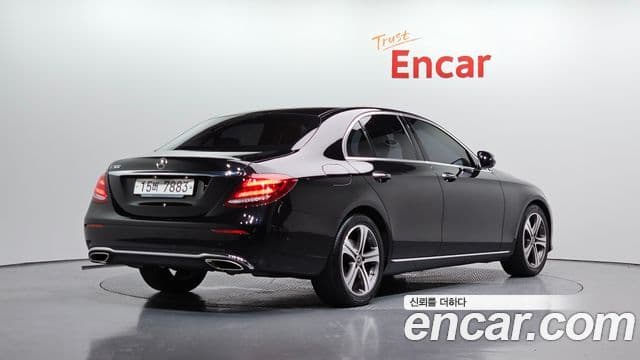 Mercedes-Benz E-Class 2018 — Фото 2/20