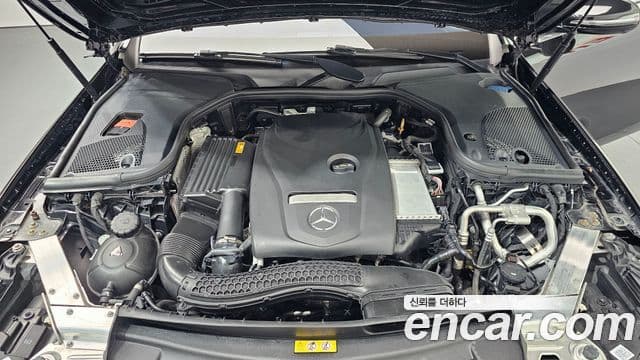 Mercedes-Benz E-Class 2018 — Фото 6/20