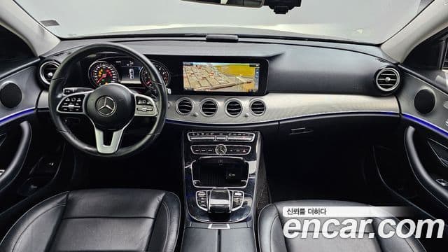 Mercedes-Benz E-Class 2018 — Фото 7/20
