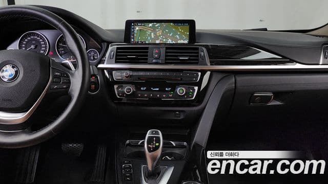 BMW 4 Series 2018 — Фото 14/20