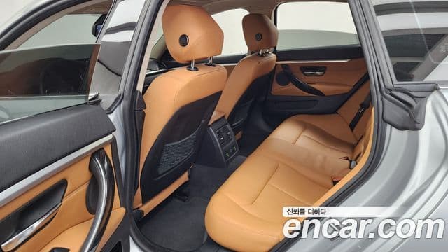 BMW 4 Series 2018 — Şəkil 4/33