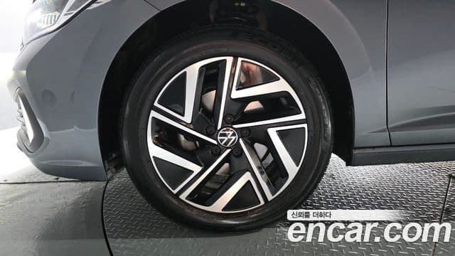 Volkswagen Jetta 2024 — ფოტო 5/20