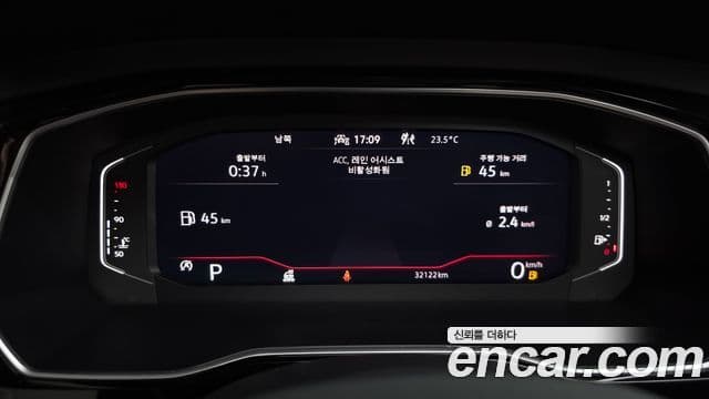 Volkswagen Jetta 2024 — ფოტო 8/20