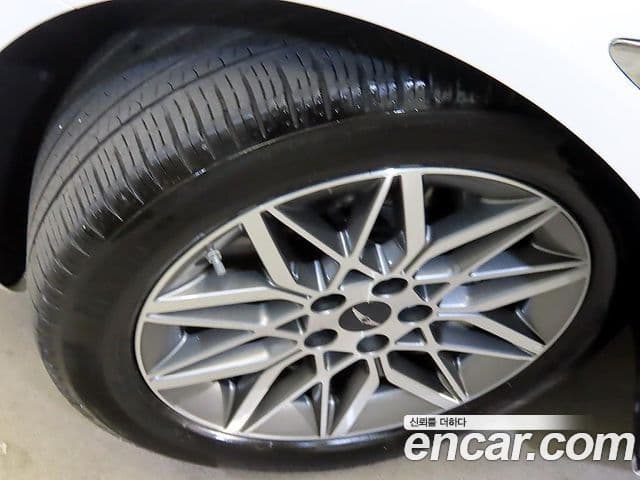 Genesis G80 2024 — Şəkil 2/20