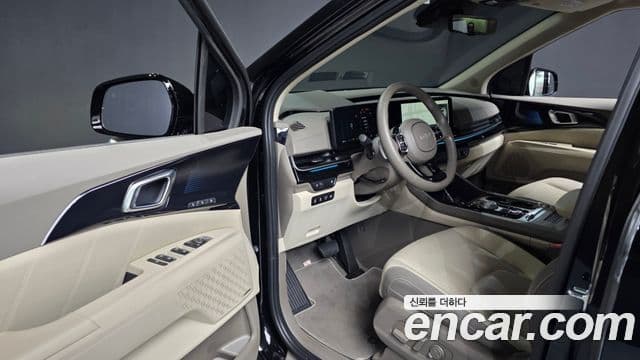 Kia Carnival 2024 — Şəkil 10/20