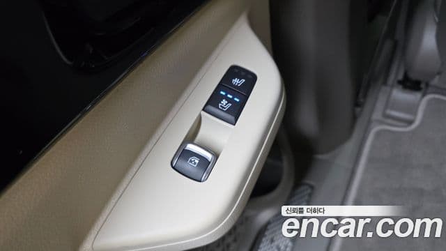 Kia Carnival 2024 — Şəkil 19/20