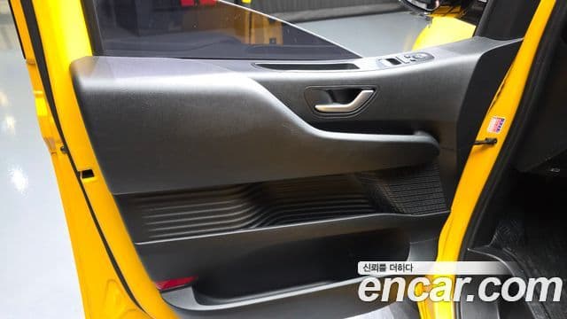 Hyundai Staria 2021 — Photo 24/30