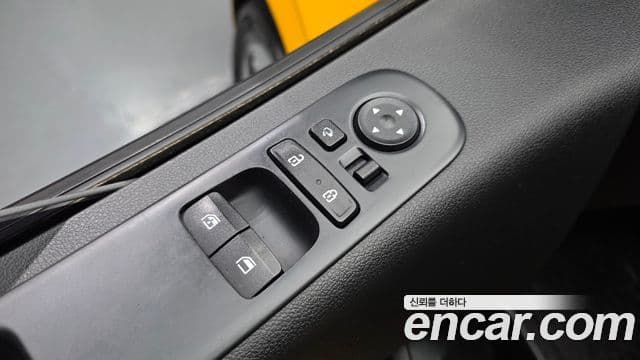 Hyundai Staria 2021 — Photo 21/30