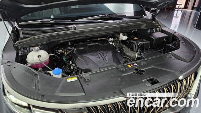 Kia Carnival 2023 — Фото 6/20