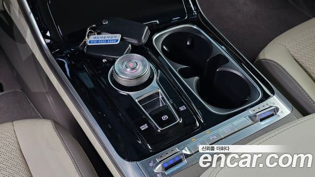 Kia Carnival 2023 — Фото 9/20