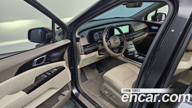 Kia Carnival 2023 — Фото 11/20