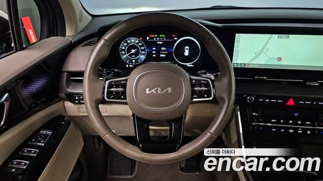 Kia Carnival 2023 — Фото 13/20