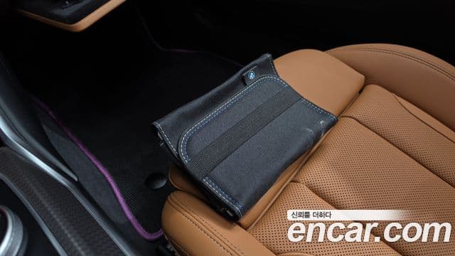 BMW 3 Series 2024 — ფოტო 17/20