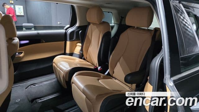 Kia Carnival 2021 — Şəkil 12/20