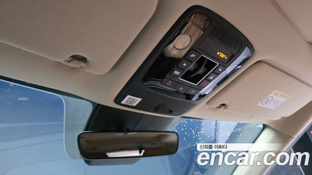 Kia Carnival 2021 — Şəkil 18/20