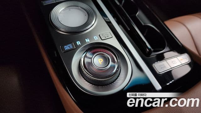 Genesis Electrified G80 2021 — фото 9 из 20