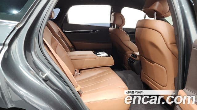 Genesis Electrified G80 2021 — фото 11 из 20