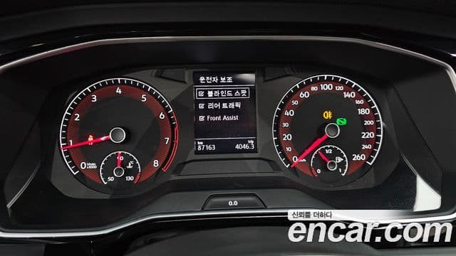 Volkswagen Jetta 2020 — Şəkil 8/20