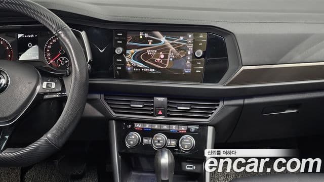 Volkswagen Jetta 2020 — Şəkil 14/20