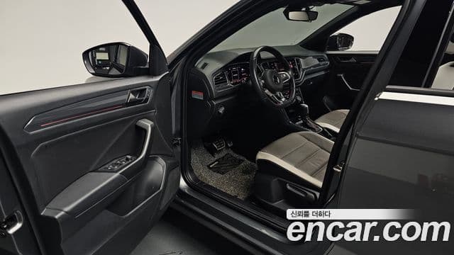 Volkswagen T-Roc 2021 — Şəkil 10/20