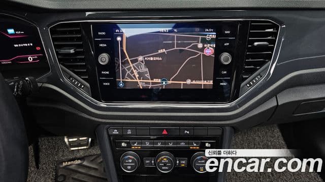 Volkswagen T-Roc 2021 — Şəkil 14/20