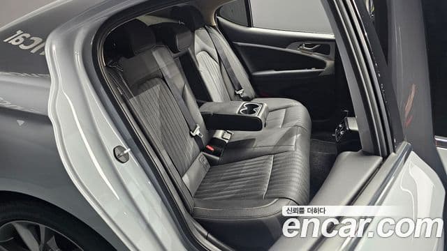 Genesis G70 2022 — Şəkil 11/20