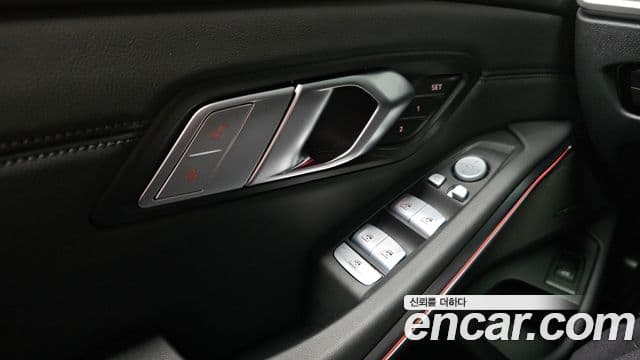 BMW M3 2025 — Photo 25/37