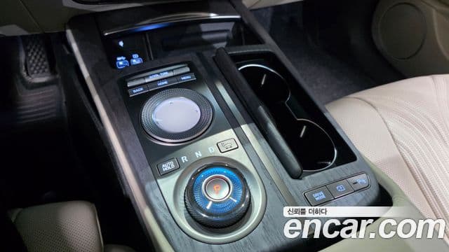 Genesis Electrified G80 2021 — Şəkil 9/20
