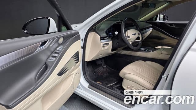 Genesis Electrified G80 2021 — Şəkil 10/20