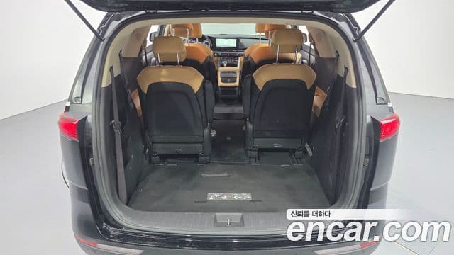Kia Carnival 2022 — Фото 20/20