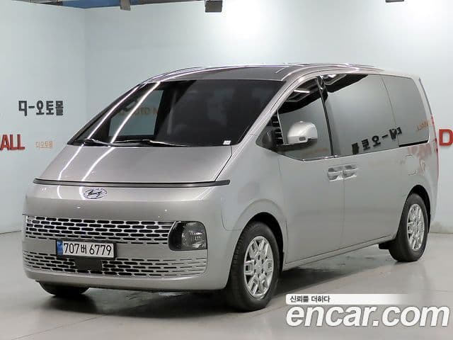 Hyundai Staria 2023 — Şəkil 9/20