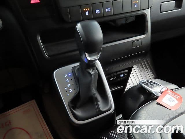 Hyundai Staria 2023 — Şəkil 12/20