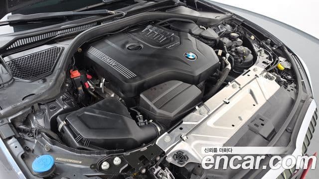 BMW 3 Series 2021 — ფოტო 6/20