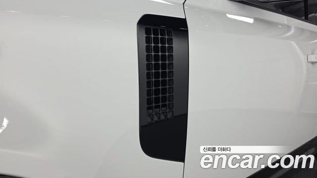 Land Rover Defender 2026 — фото 20 из 20