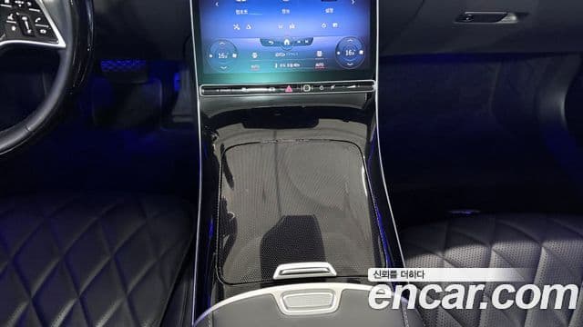 Mercedes-Benz S-Class 2022 — ფოტო 7/20