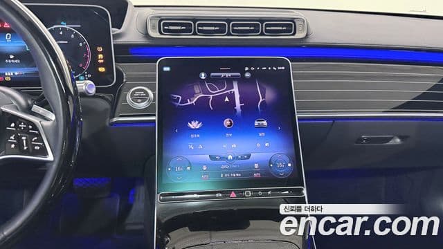 Mercedes-Benz S-Class 2022 — ფოტო 16/20