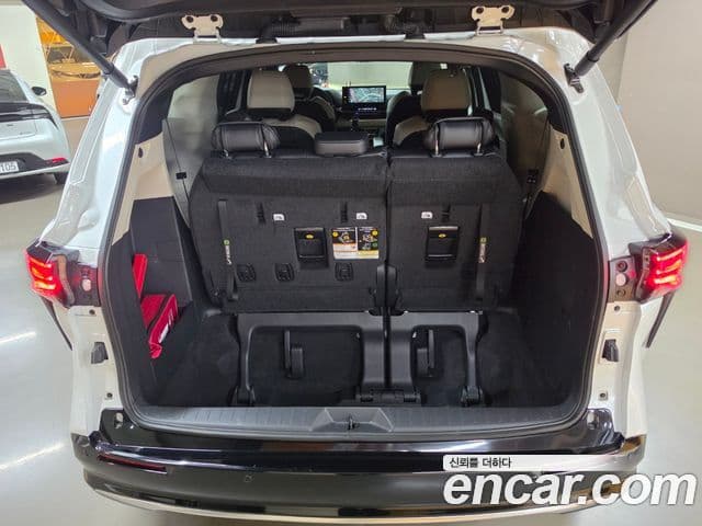 Toyota Sienna 2025 — Şəkil 19/20