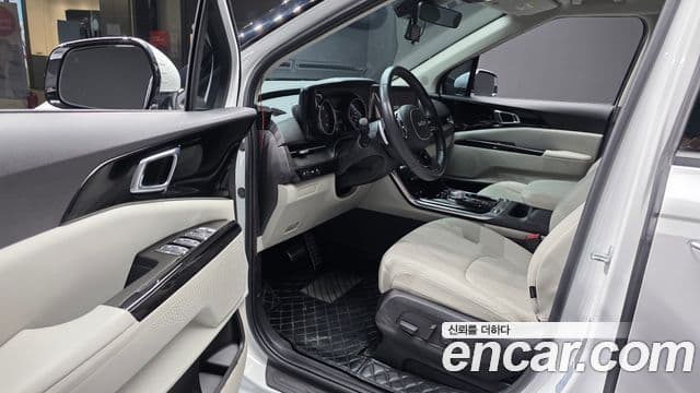Kia Carnival 2021 — Şəkil 10/20