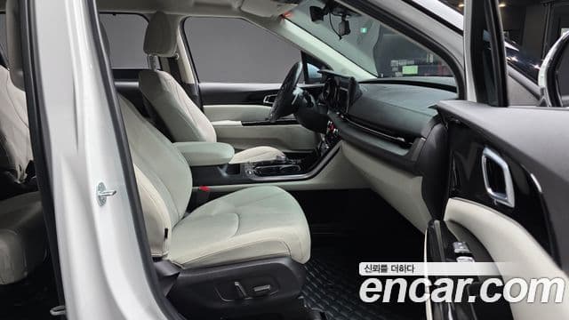 Kia Carnival 2021 — Photo 3/38