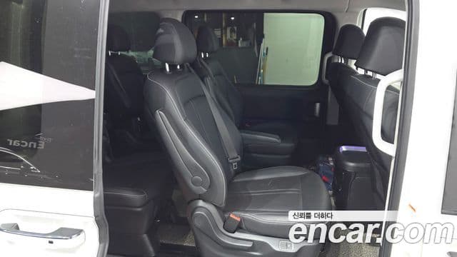 Hyundai Staria 2022 — Фото 11/20