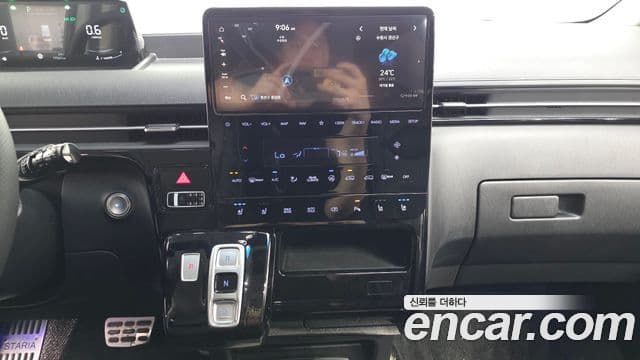 Hyundai Staria 2022 — Фото 14/20