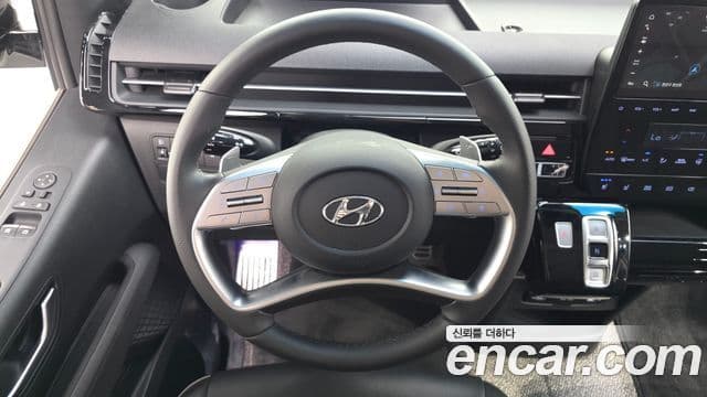 Hyundai Staria 2022 — Фото 15/20