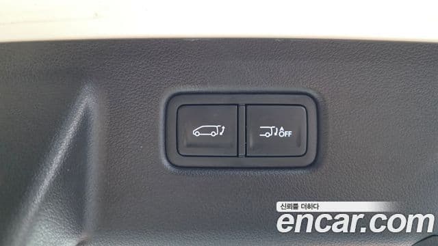 Hyundai Staria 2022 — Фото 17/20