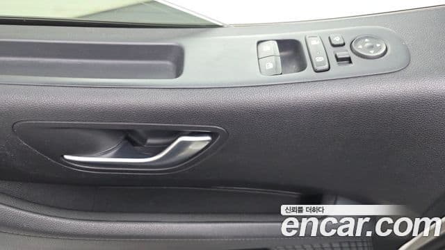 Hyundai Staria 2022 — Photo 20/35